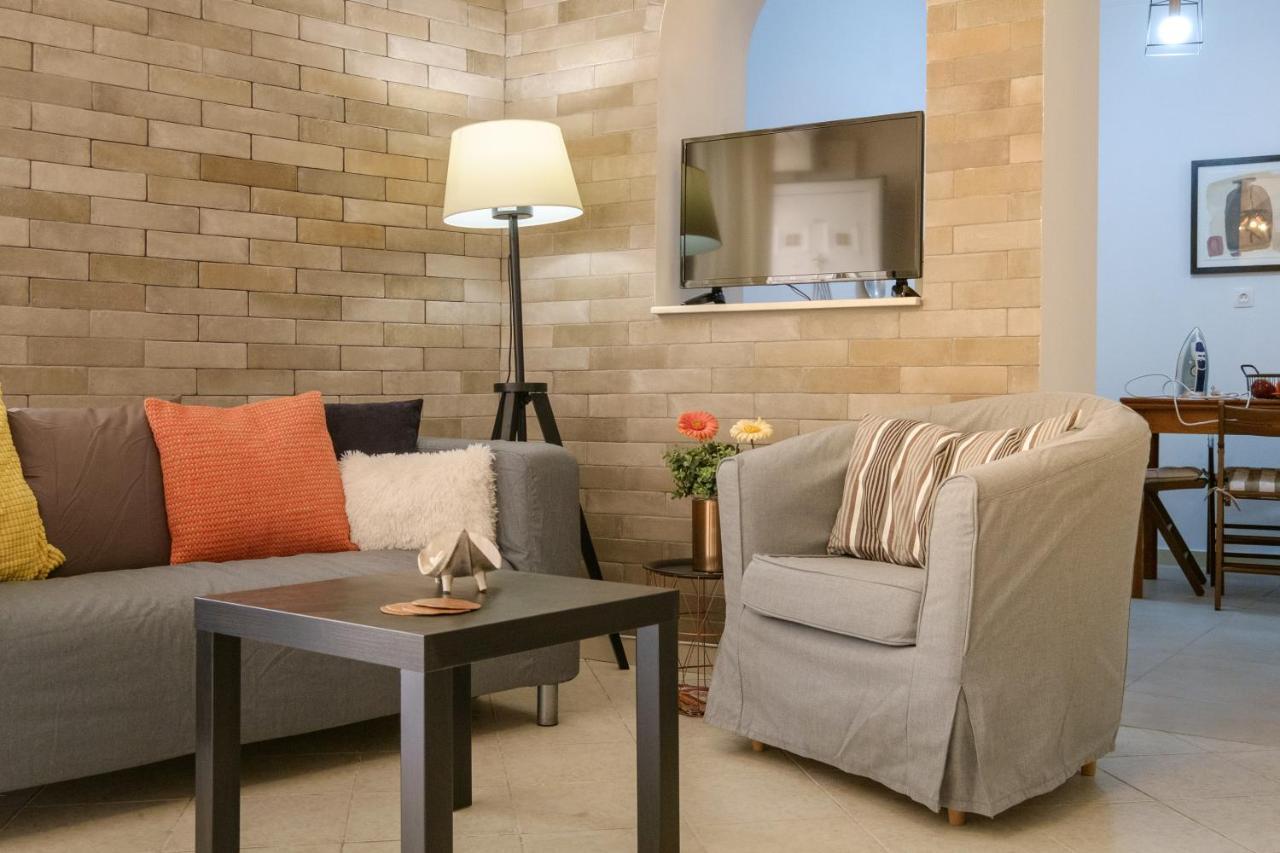 חאניה Home With Courtyard In Beating Heart Of Old Town! מראה חיצוני תמונה