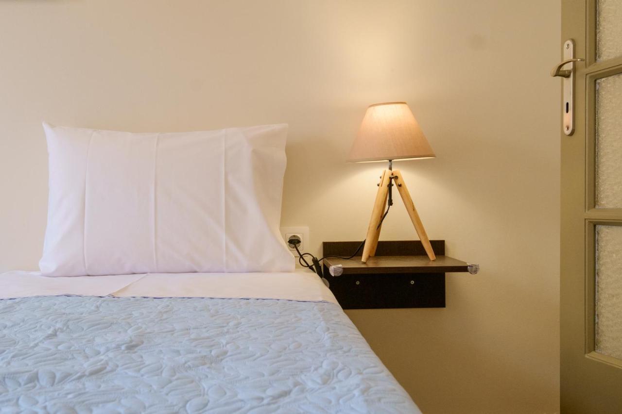 חאניה Home With Courtyard In Beating Heart Of Old Town! מראה חיצוני תמונה