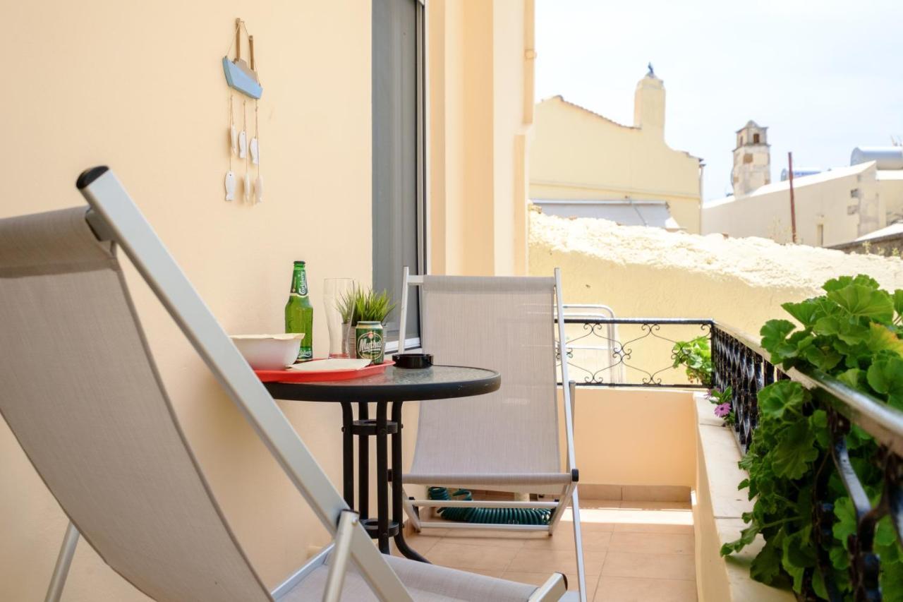 חאניה Home With Courtyard In Beating Heart Of Old Town! מראה חיצוני תמונה