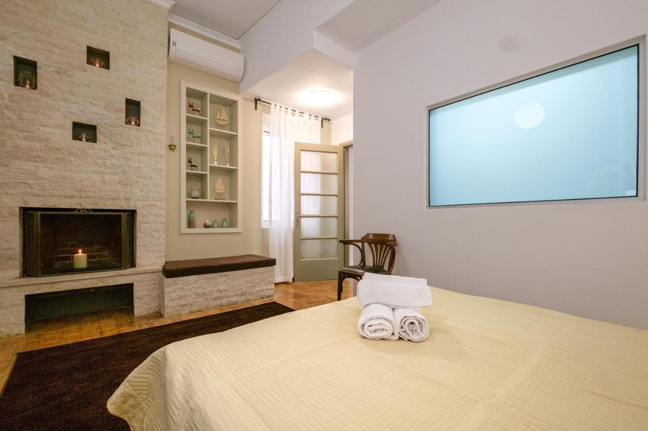 חאניה Home With Courtyard In Beating Heart Of Old Town! מראה חיצוני תמונה