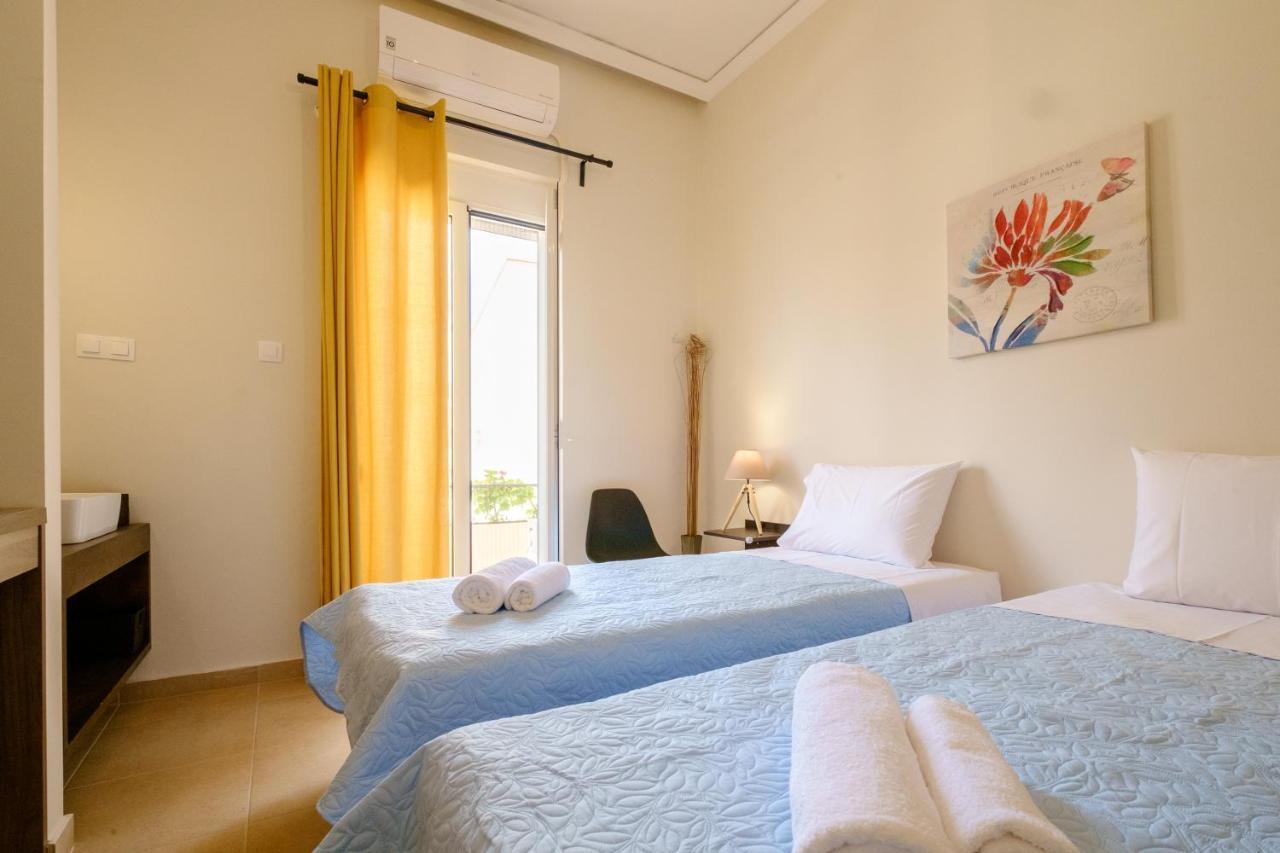 חאניה Home With Courtyard In Beating Heart Of Old Town! מראה חיצוני תמונה