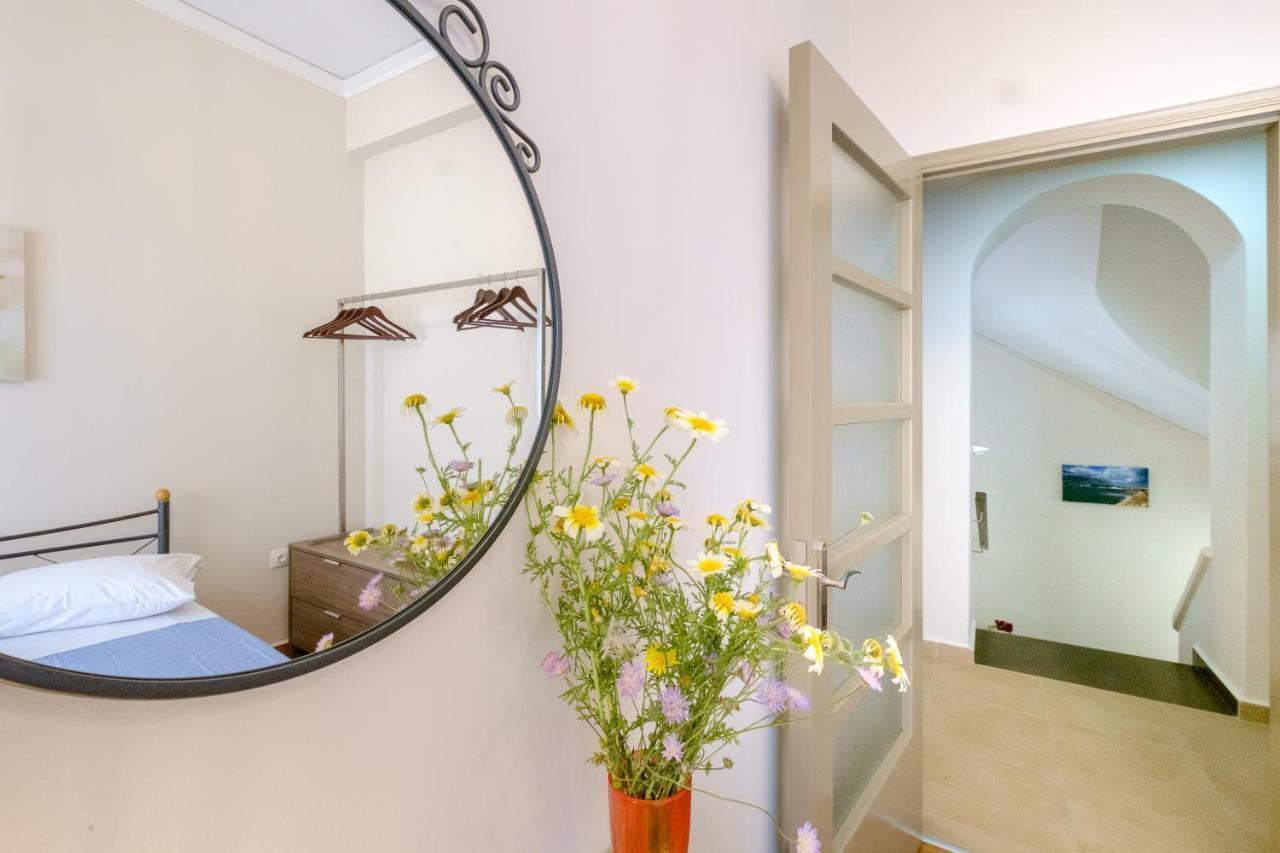 חאניה Home With Courtyard In Beating Heart Of Old Town! מראה חיצוני תמונה